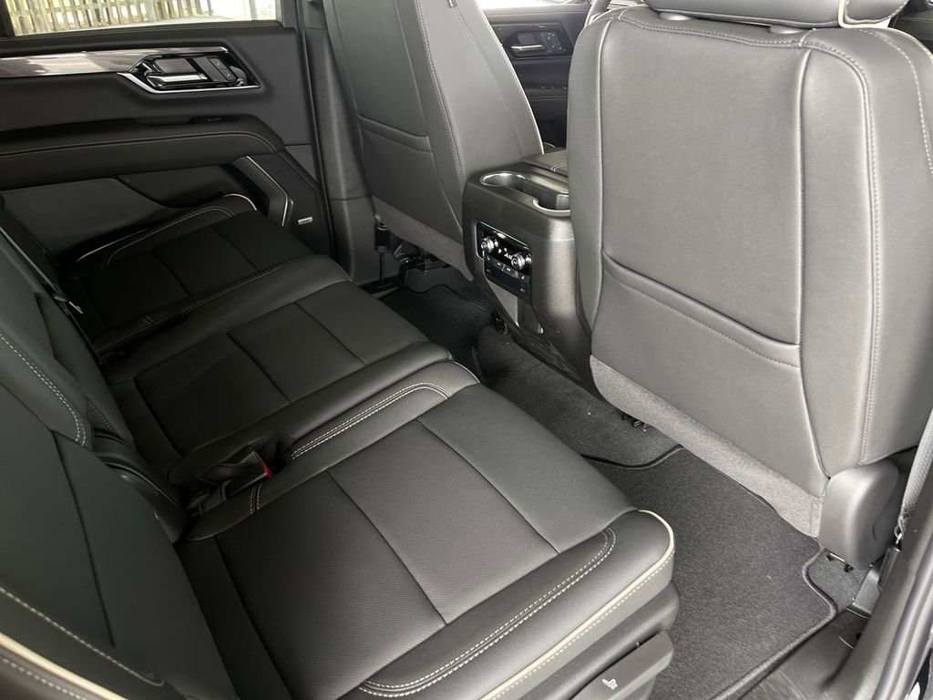 New 2026 GMC Yukon Elevation image 27