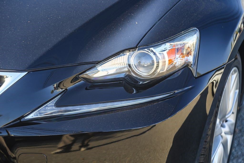 Used 2016 Lexus IS 200t w/ Accessory Package image 4