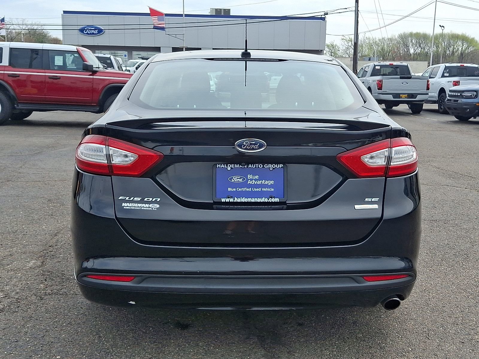 Used 2016 Ford Fusion SE w/ Equipment Group 201A FWD image 6