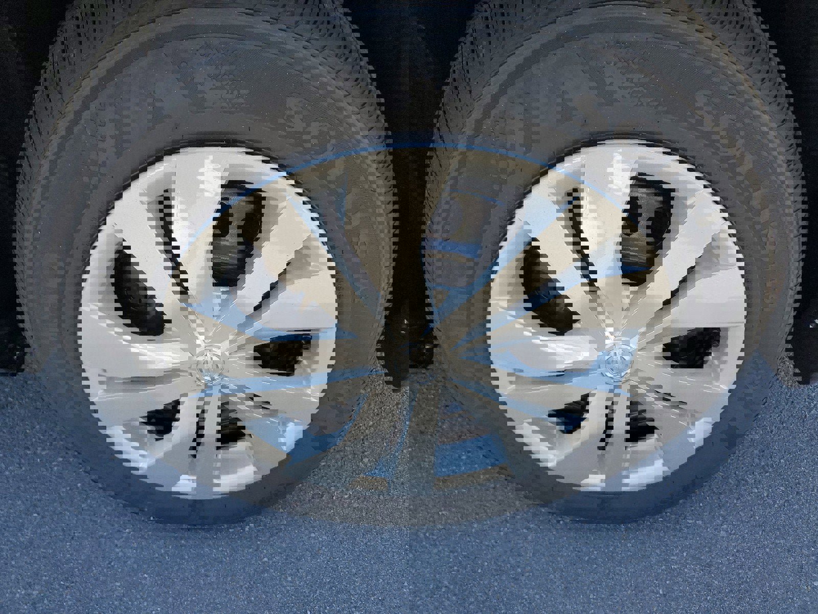 New 2025 Nissan Versa S w/ Trunk Package image 7