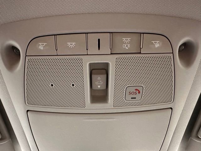Used 2019 Nissan Armada Platinum image 18