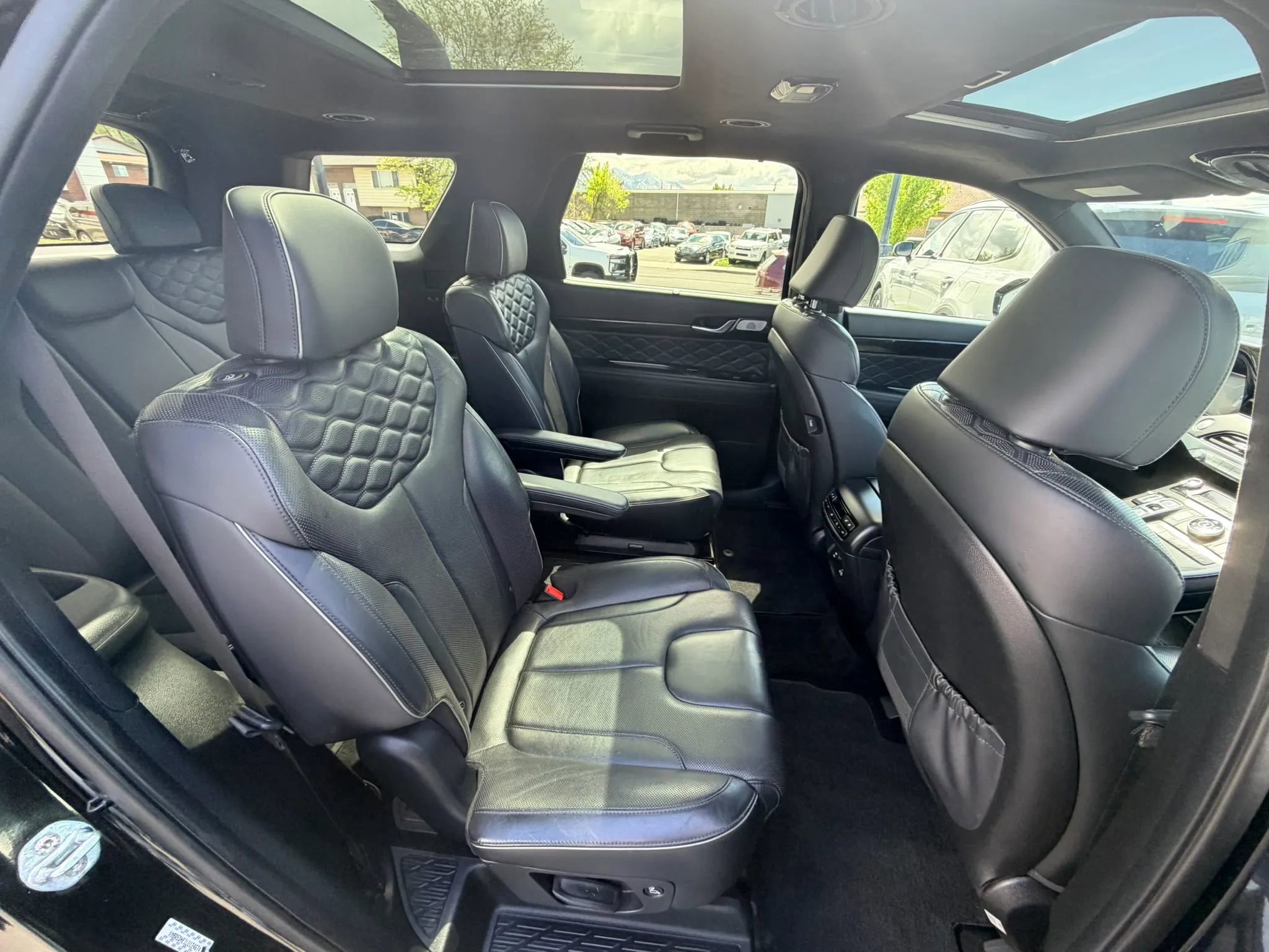 Used 2020 Hyundai Palisade Limited image 24