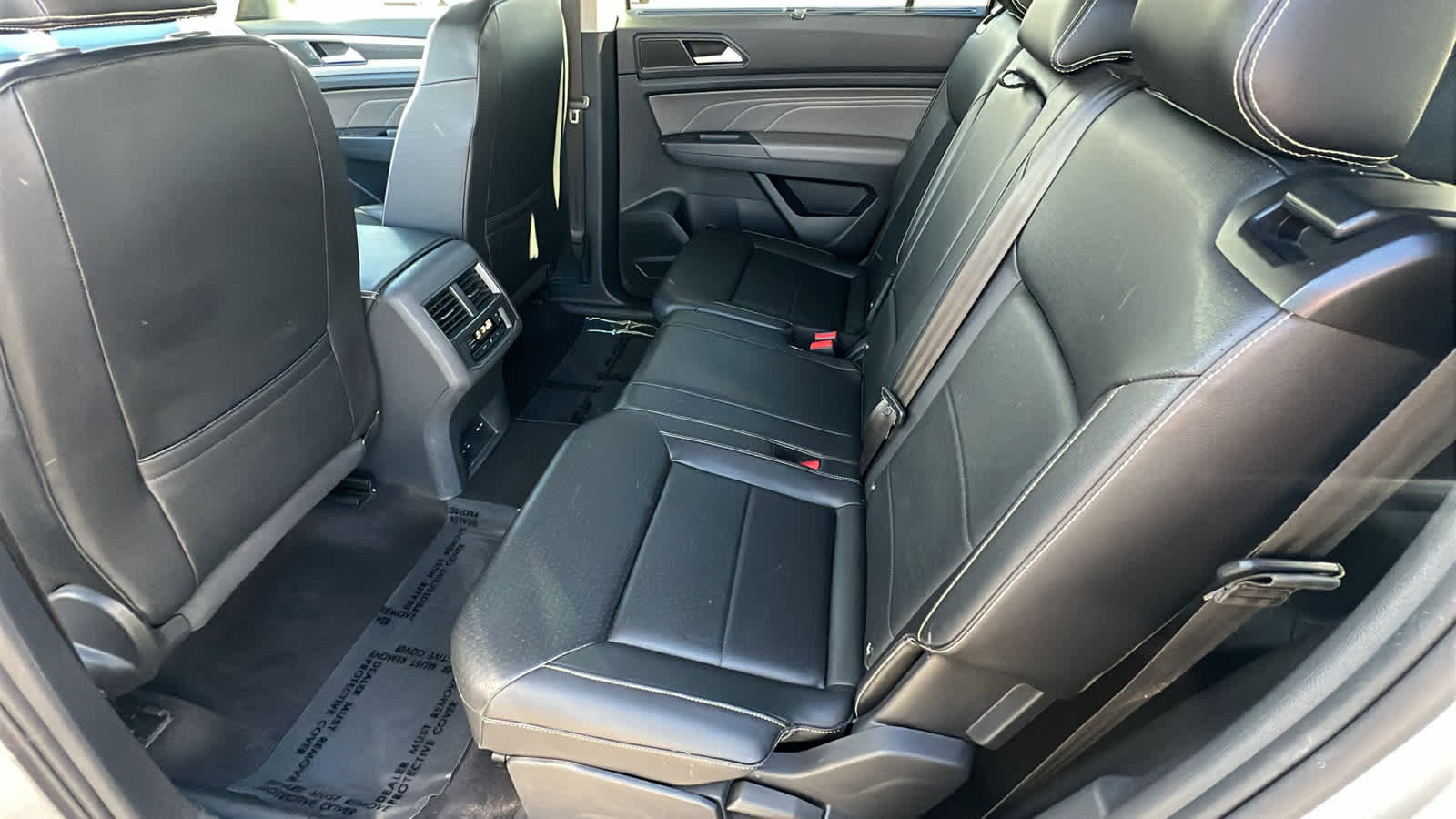 Used 2021 Volkswagen Atlas SE image 24