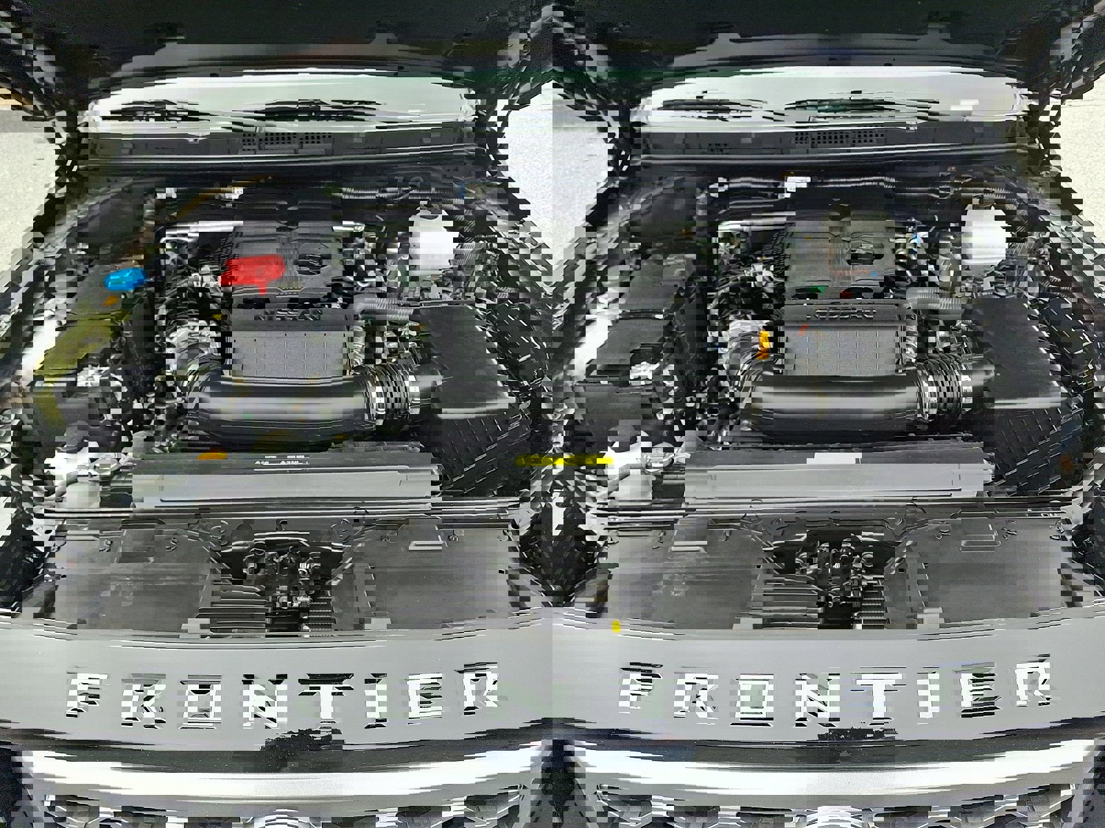 Used 2024 Nissan Frontier SV w/ Tow Package image 29