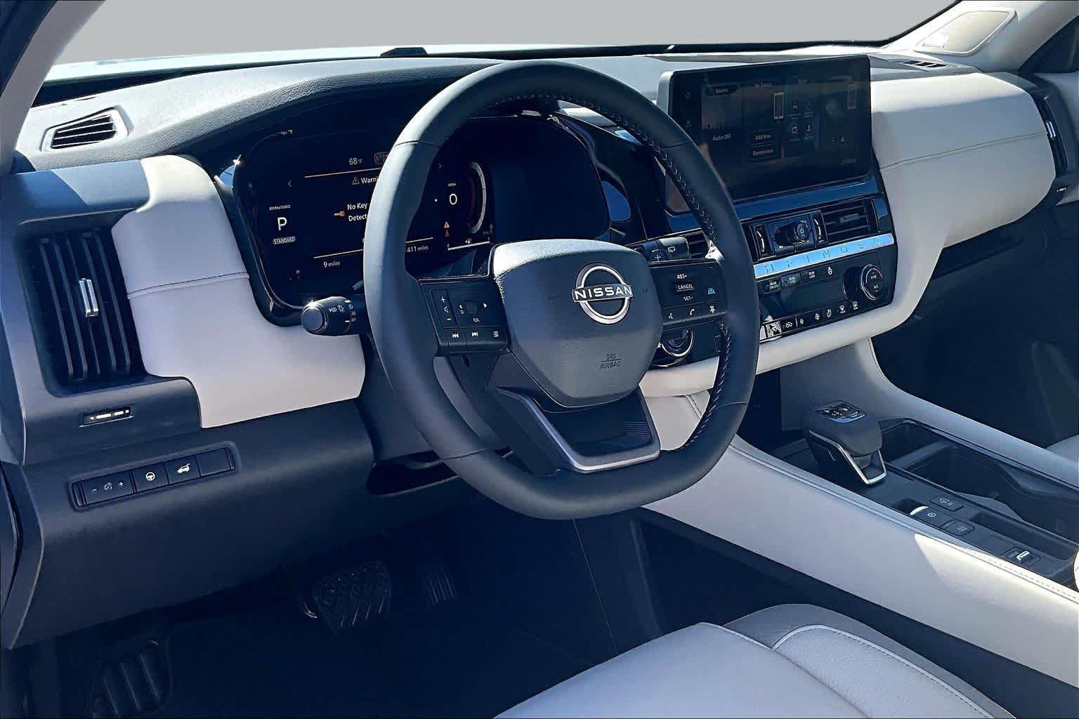New 2026 Nissan Pathfinder SL FWD image 8