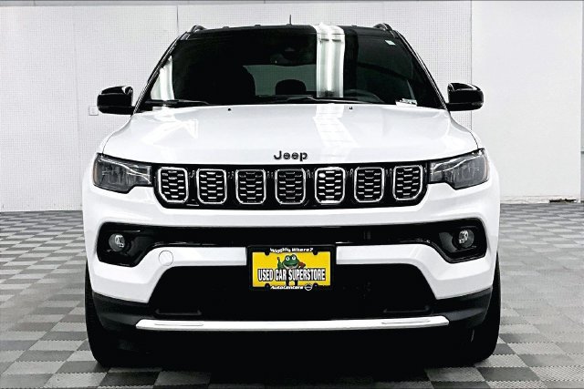 Used 2024 Jeep Compass Limited AWD/4WD image 4