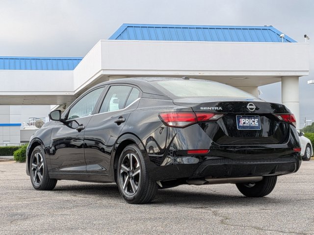 Used 2025 Nissan Sentra SV image 8