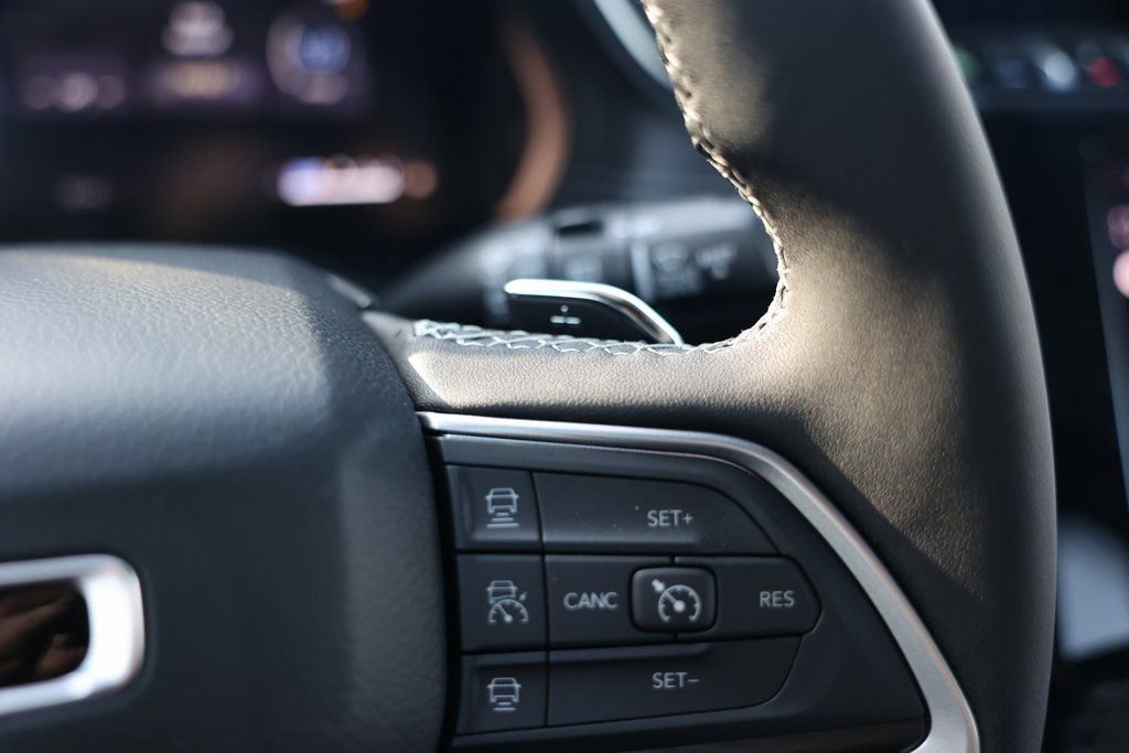 New 2025 Jeep Grand Cherokee Laredo X w/ Trailer Tow Package image 24