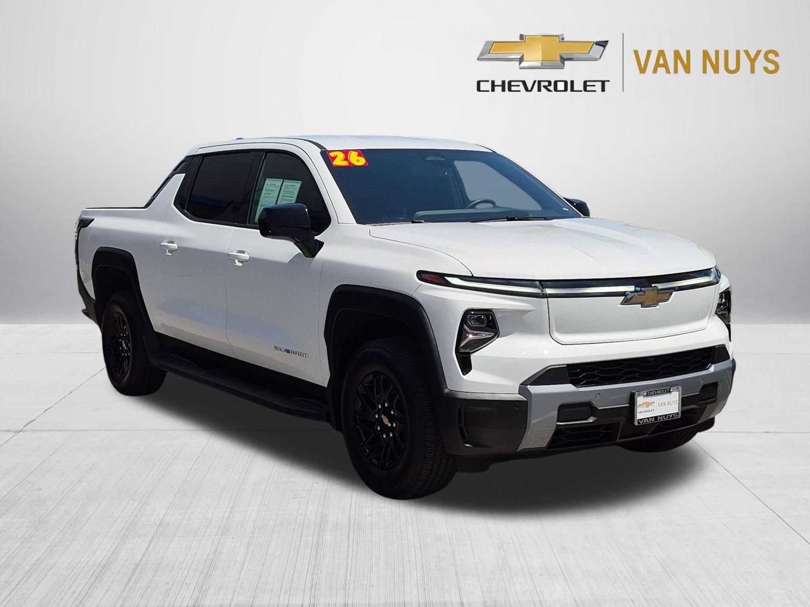 Used 2026 Chevrolet Silverado EV LT AWD/4WD image 3