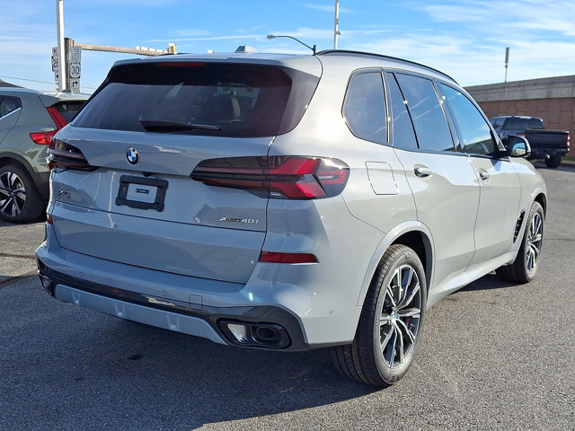 New 2026 BMW X5 xDrive40i w/ M Sport Package image 4
