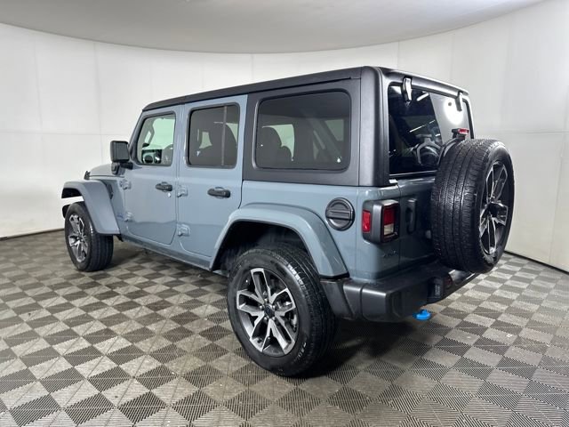 Used 2024 Jeep Wrangler Unlimited w/ Convenience Group image 5
