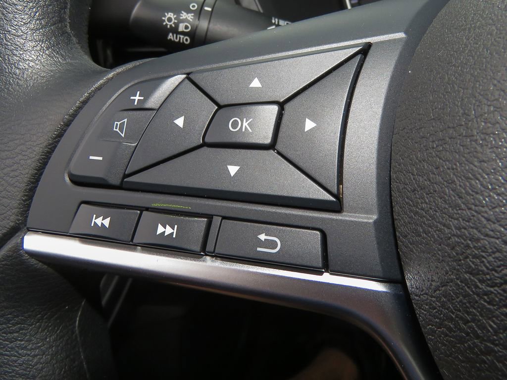 Certified 2025 Nissan Sentra SV image 23