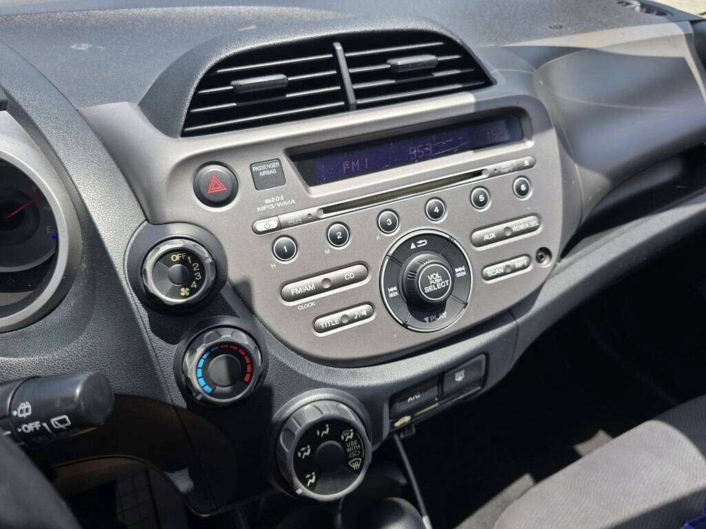Used 2013 Honda Fit image 18