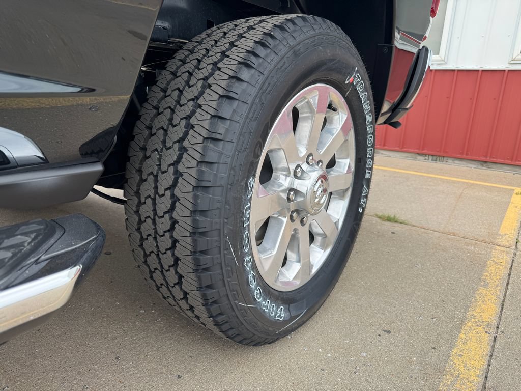 New 2026 RAM 2500 Laramie AWD/4WD image 14
