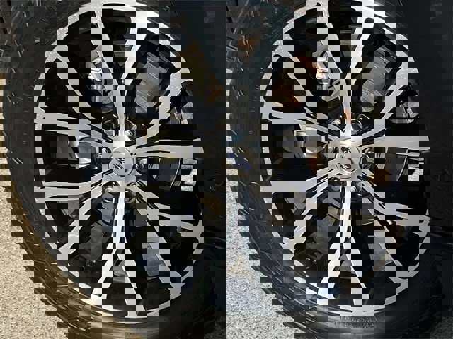 Used 2019 Ford Expedition Platinum image 10