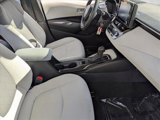 Used 2022 Toyota Corolla LE image 19