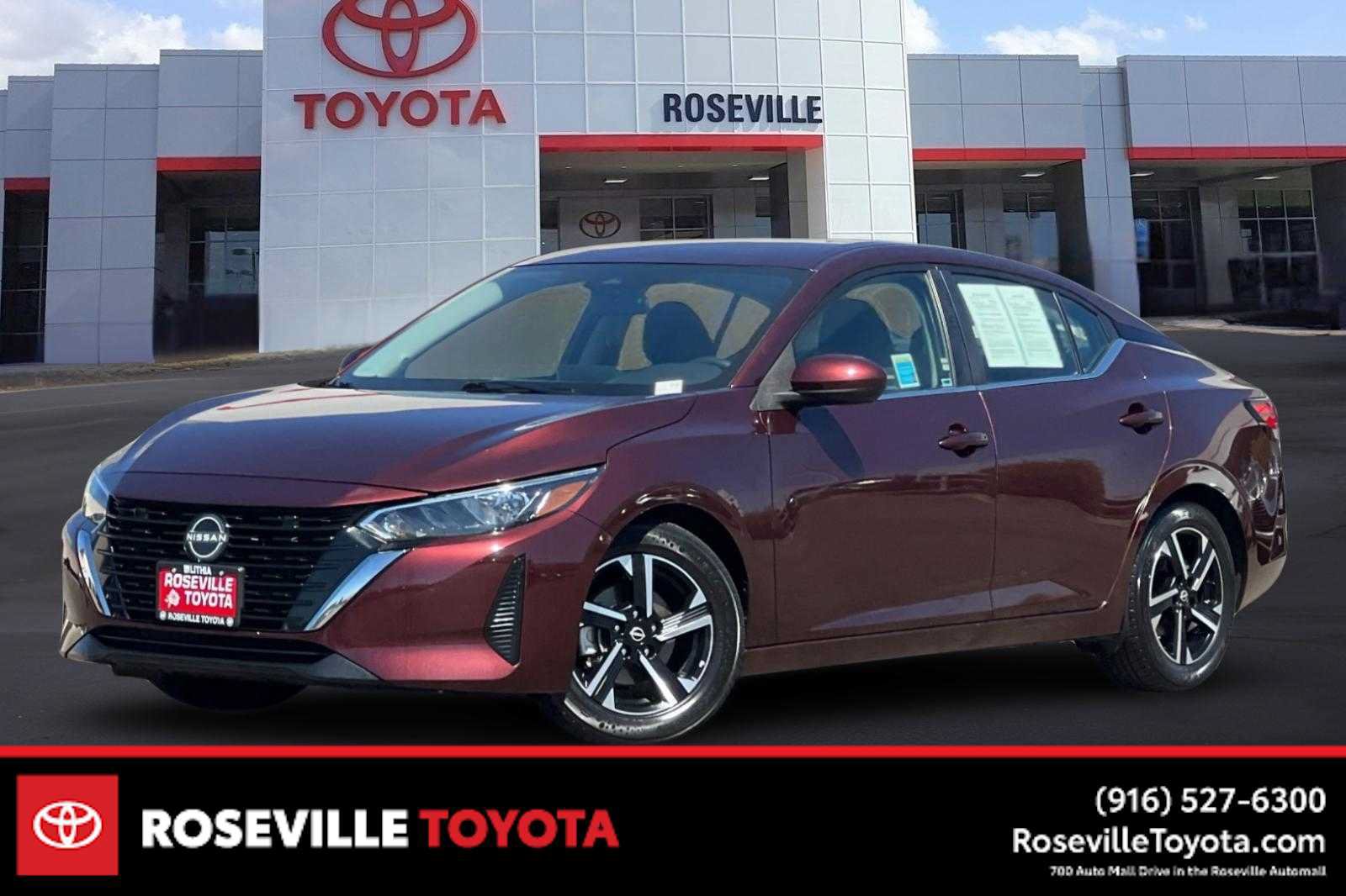 Used 2025 Nissan Sentra SV FWD image 1