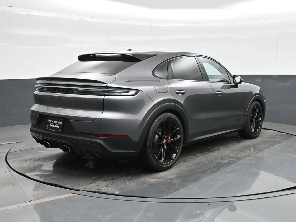 Certified 2025 Porsche Cayenne GTS image 7