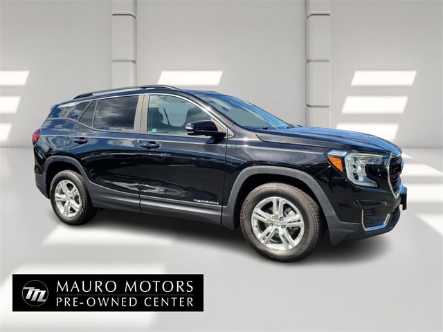 Used 2022 GMC Terrain SLE w/ Driver Convenience Package