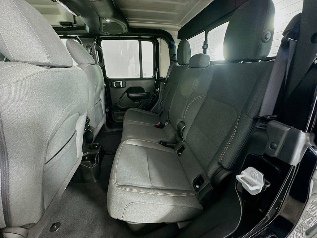 Certified 2024 Jeep Gladiator Sport image 34
