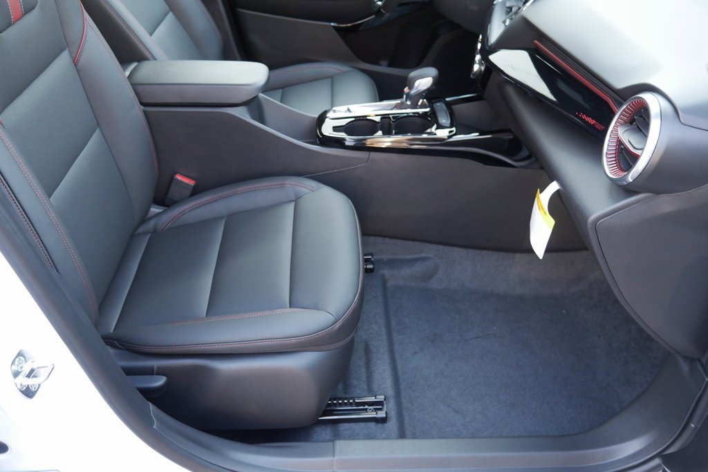 New 2026 Chevrolet Trax RS image 21