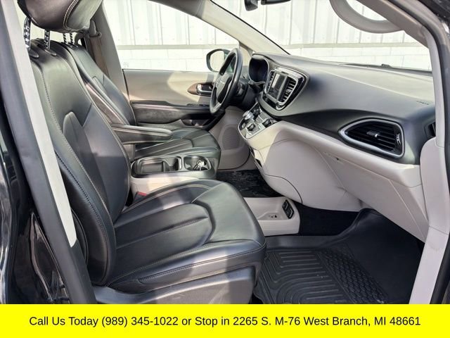 Used 2020 Chrysler Voyager Lxi image 37