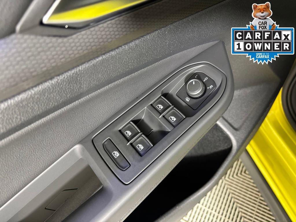 Used 2022 Volkswagen GTI Autobahn image 13