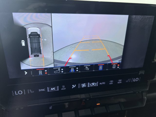 Used 2024 GMC Hummer EV 3X AWD/4WD image 15