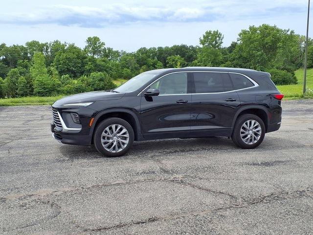 Used 2025 Buick Enclave Preferred AWD/4WD image 48