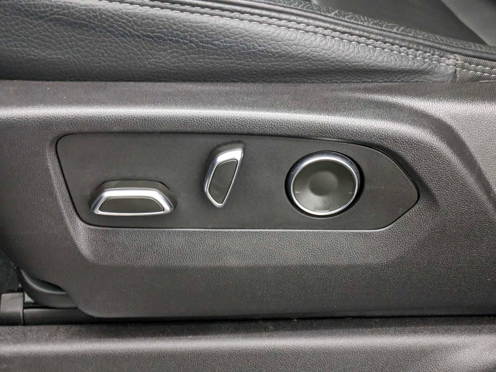 Used 2024 GMC Sierra 1500 Denali w/ Denali Reserve Package image 19