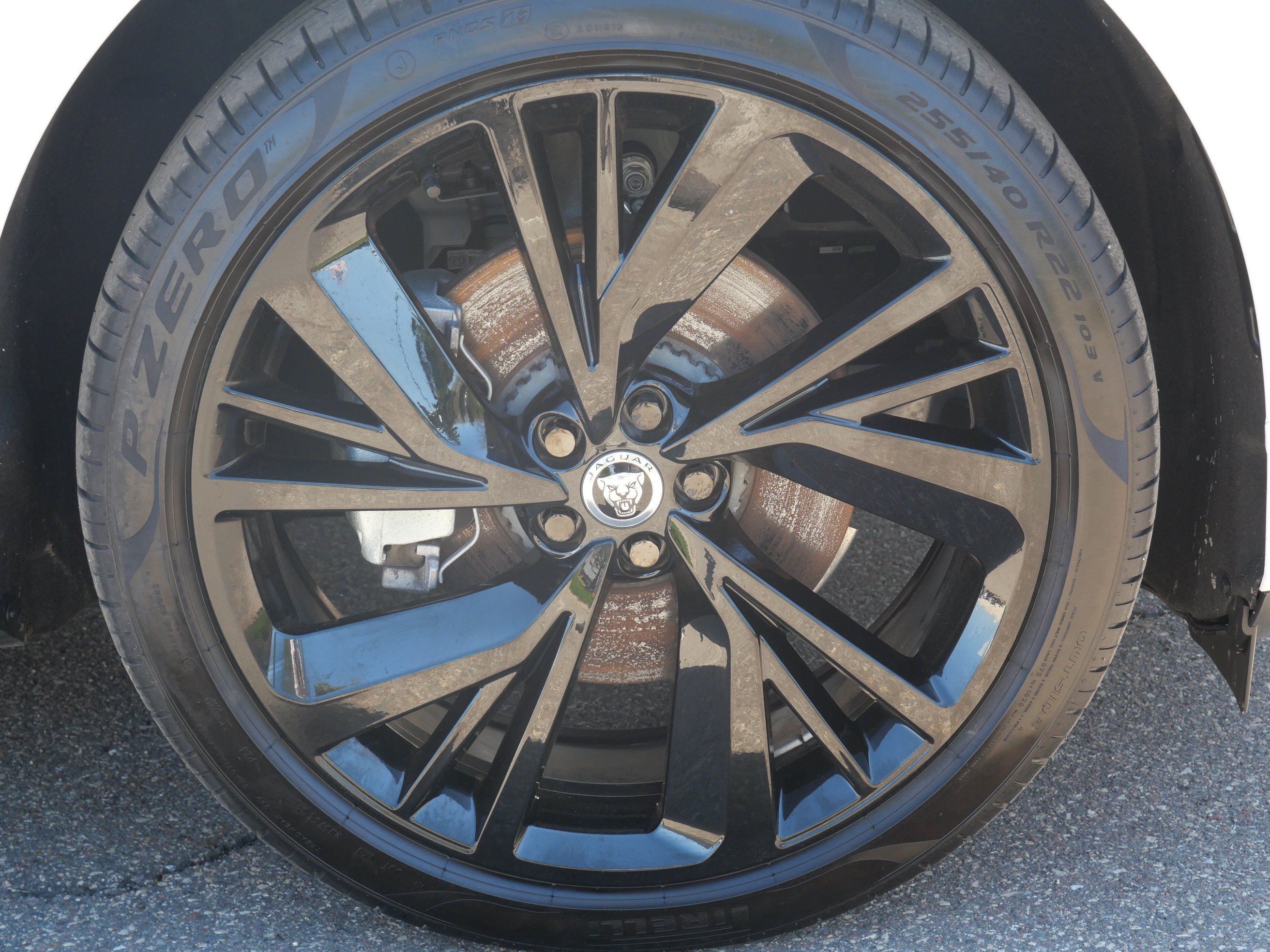 Certified 2024 Jaguar I-PACE R-Dynamic HSE AWD/4WD image 10