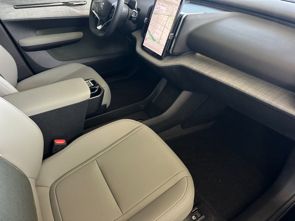 New 2026 Volvo EX30 Plus w/ Climate Package AWD/4WD image 15