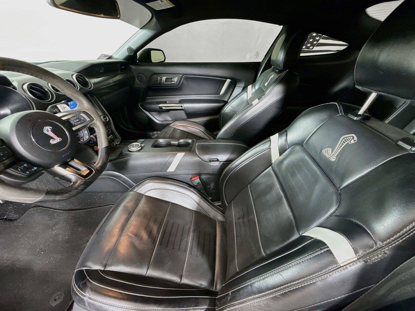 Used 2021 Ford Mustang Shelby GT500 w/ Technology Package RWD image 7