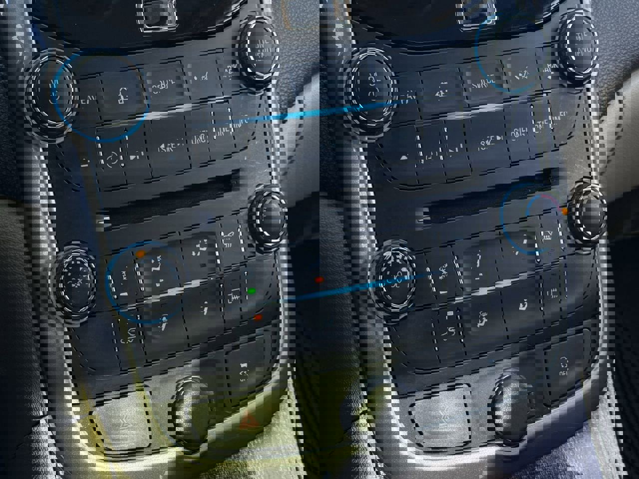 Used 2016 Chevrolet Malibu LT w/ Power Convenience Package image 17