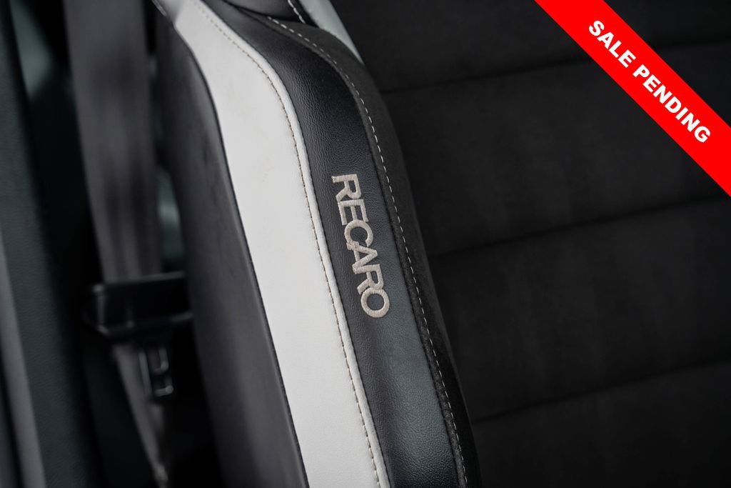 Used 2021 Ford Mustang Shelby GT500 w/ Technology Package image 32