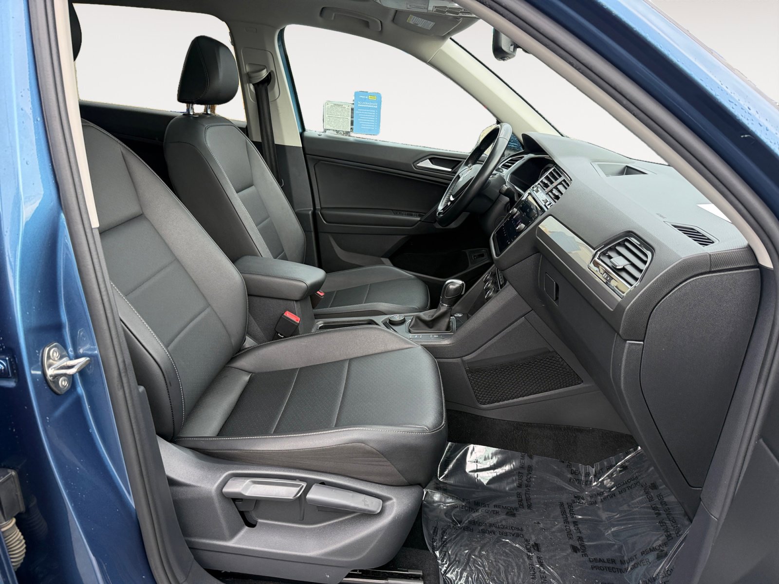 Used 2019 Volkswagen Tiguan SEL image 19