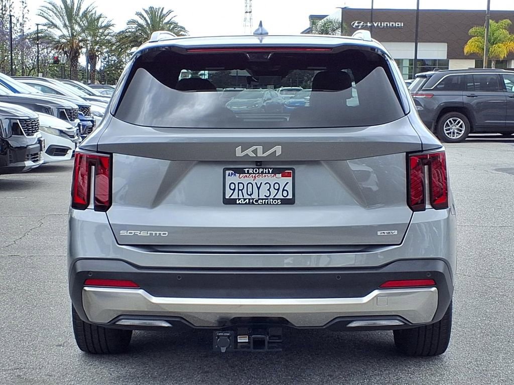 Certified 2025 Kia Sorento SX Prestige AWD/4WD image 2
