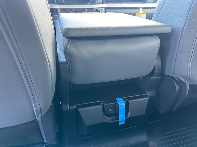 New 2026 Ford F550 4x4 Crew Cab image 17