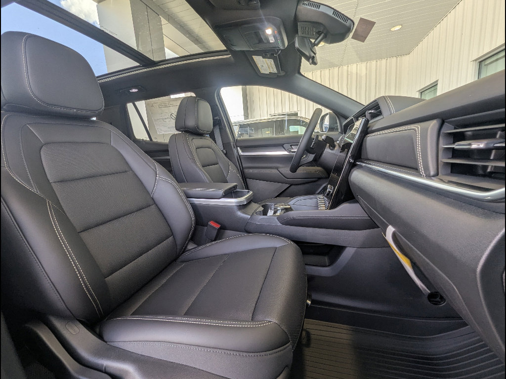 New 2026 GMC Terrain Elevation AWD/4WD image 13