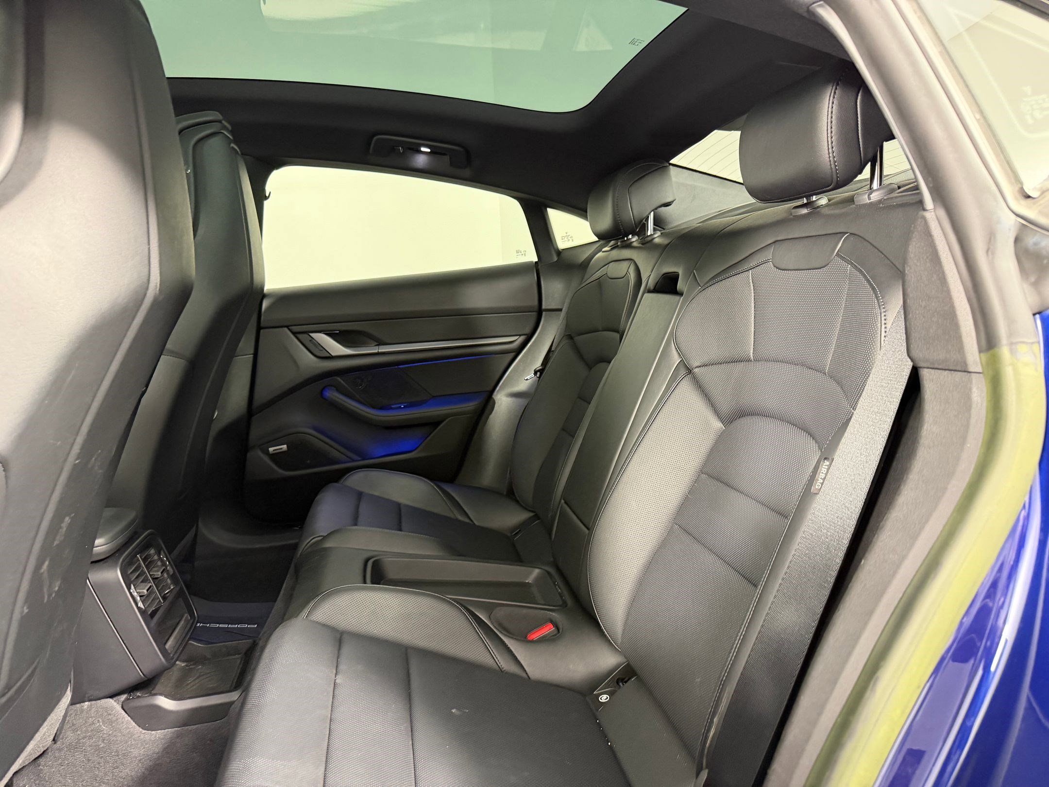 Certified 2022 Porsche Taycan 4S image 18