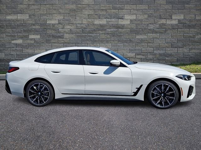 New 2026 BMW i4 xDrive40i image 7