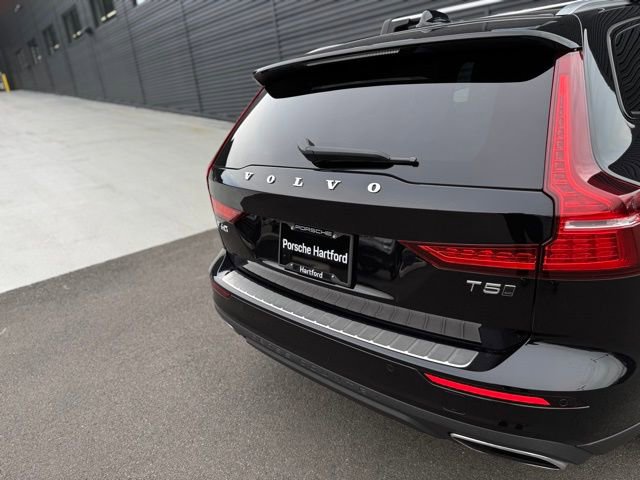 Used 2021 Volvo V60 T5 Cross Country w/ Climate Package image 35