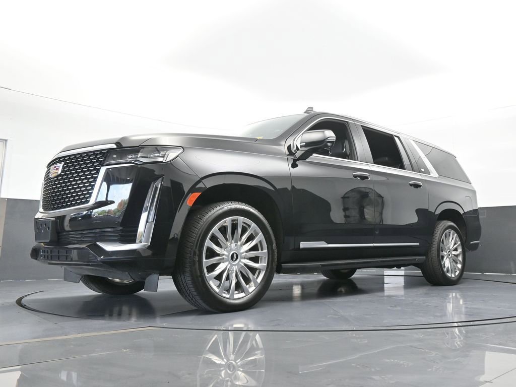 Used 2023 Cadillac Escalade ESV Premium Luxury image 70