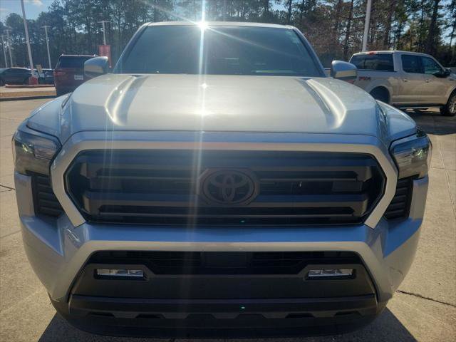 Certified 2025 Toyota Tacoma SR5 image 4