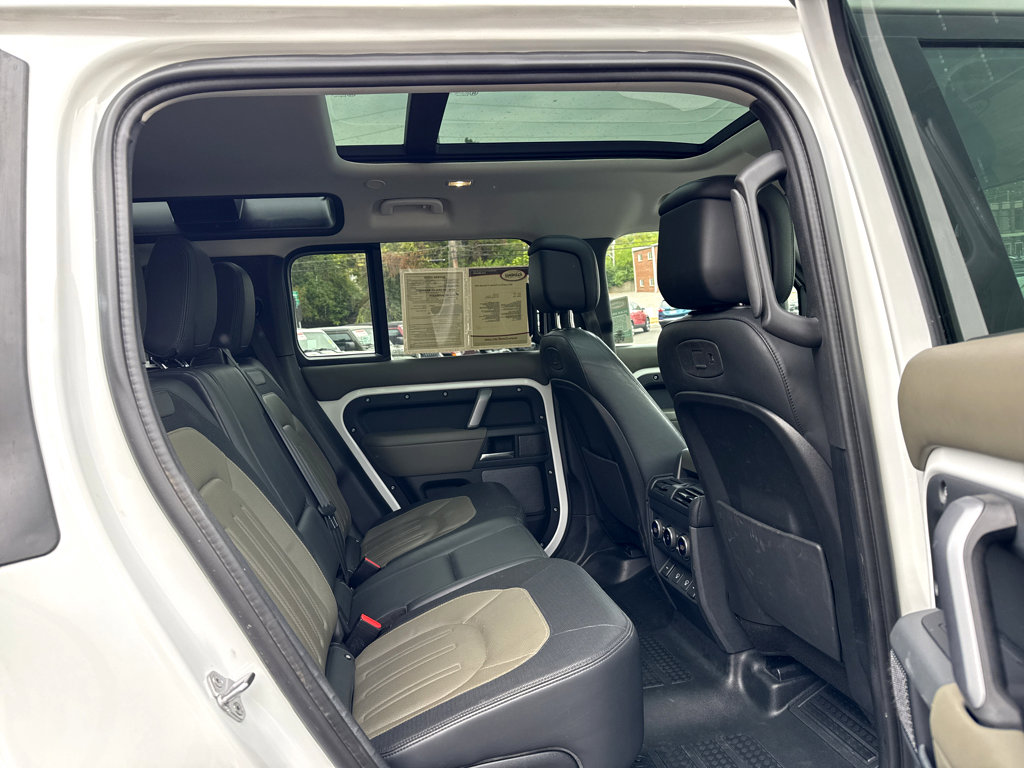 Used 2021 Land Rover Defender 110 X-Dynamic HSE image 9