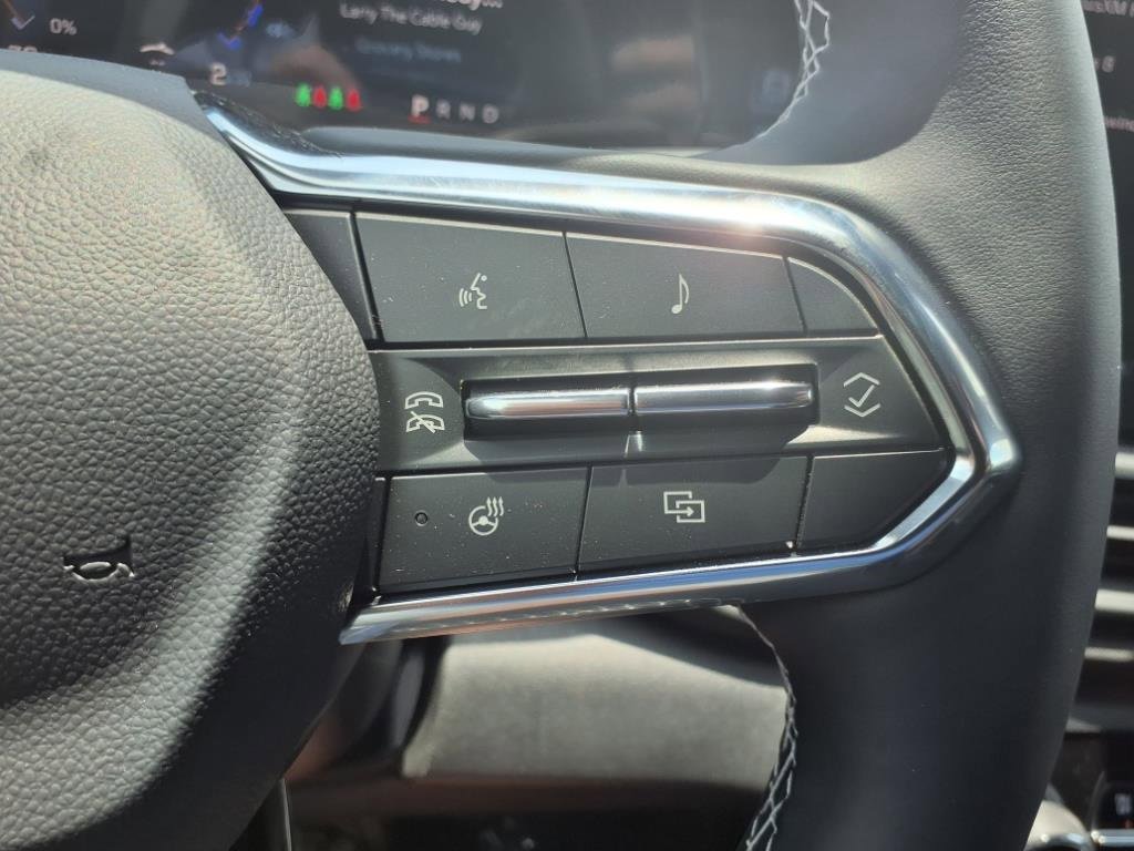 New 2025 Chevrolet Silverado EV LT image 18