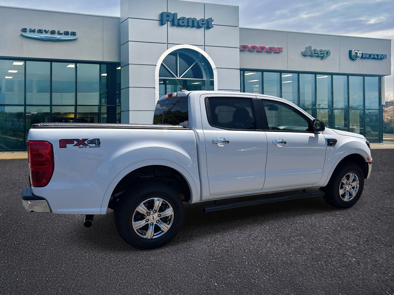 Used 2020 Ford Ranger XLT w/ Equipment Group 301A Mid AWD/4WD image 2