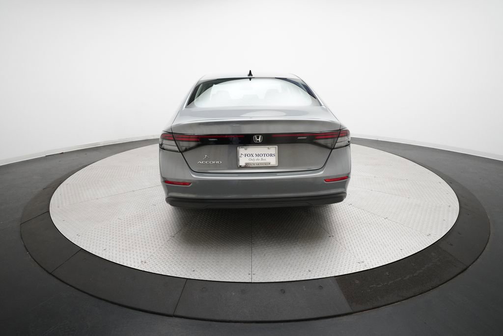 Certified 2025 Honda Accord SE image 25