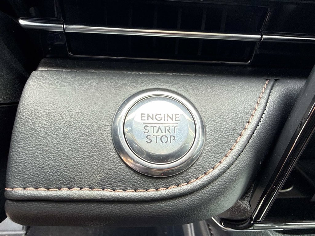 New 2026 Lincoln Nautilus Reserve AWD/4WD image 28