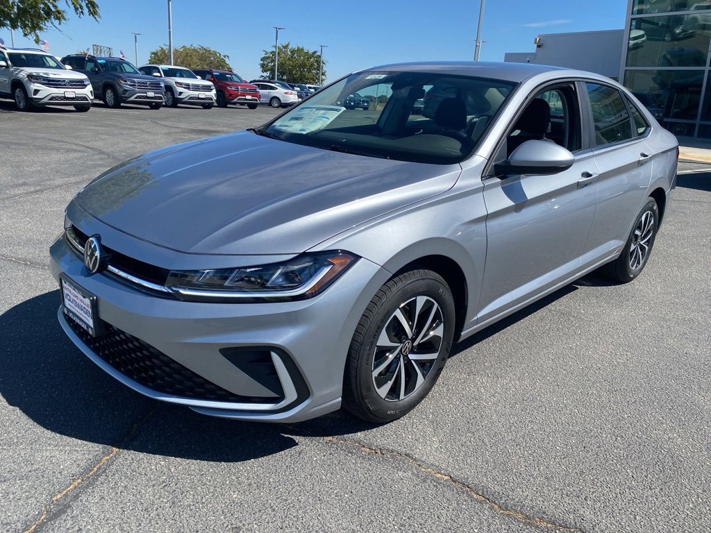 New 2025 Volkswagen Jetta S image 3